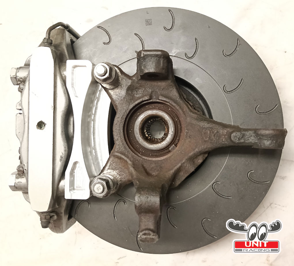 Mitsubishi Colt CZT - 320x28mm - obrazek 8